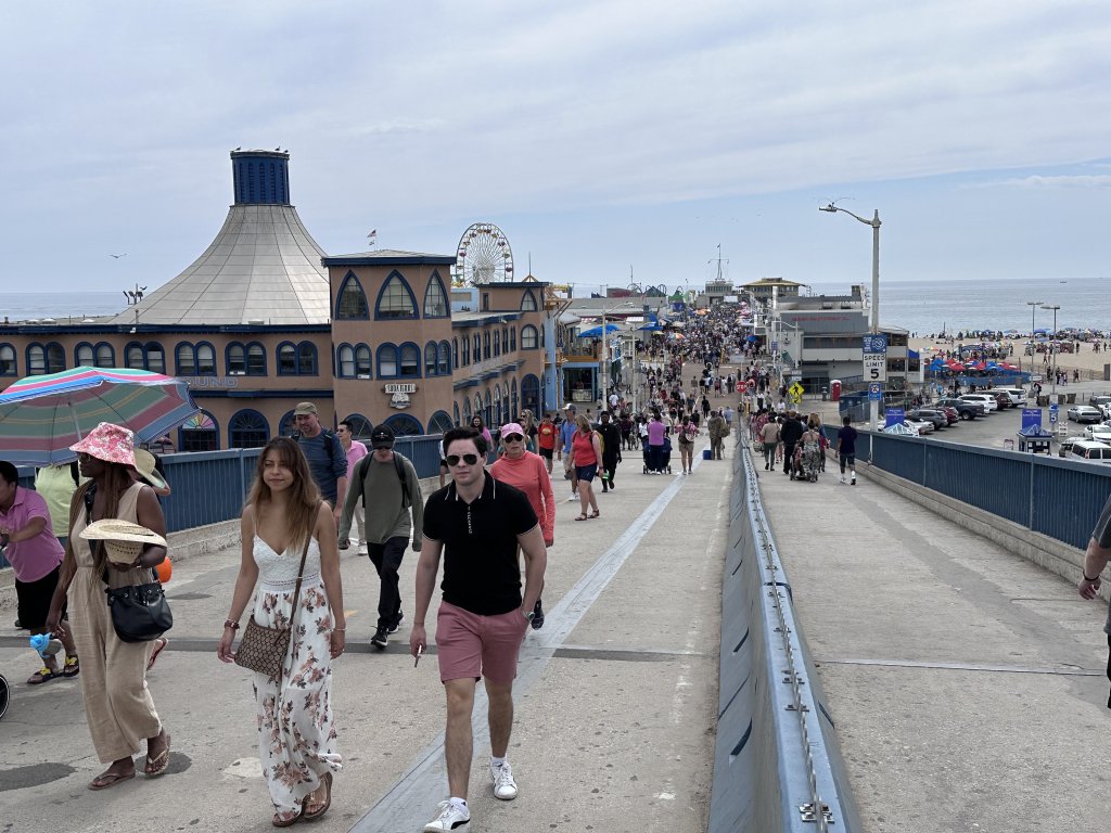 Visualizing resurgence in Santa Monica? By Charles R. Wolfe