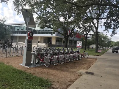 Houston BCycle bike share station full of bikes at University of Houston