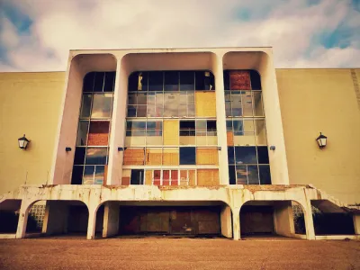Canton Mellett Mall