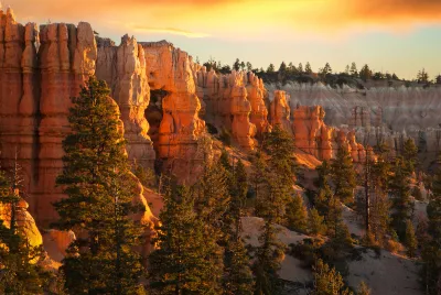 Stone hoodoos at Bryce Canyon National Park, Utah at golden hour.
