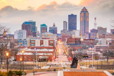 Downtown Des Moines, Iowa skyline.
