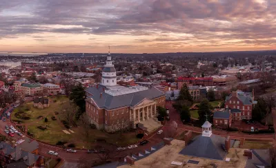 Aerial view of Annapolis, Maryland with state capitol dome in foreground.