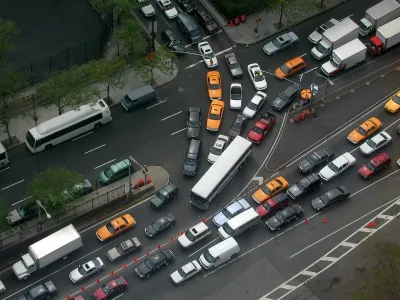 Aerial view of traffic in New York City entering Queens Midtown tunnel