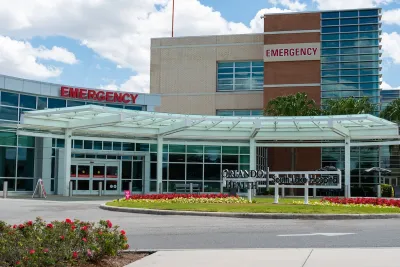 Front entrance of emergency room at hospital in Orlando, Florida.