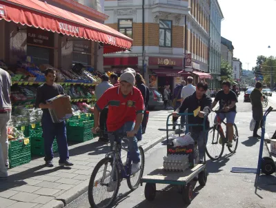 Science of Cities