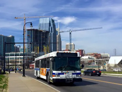 Downtown Nashville Bus
