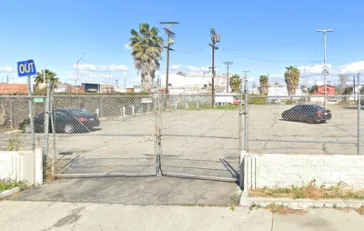 Google street view of empty parking lot in Los Angeles