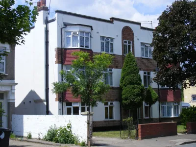 Small-Scale Apartment