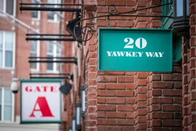Yawkey Way, Boston