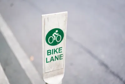 Biek Lane