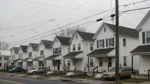 Houses on Washington Street in the Pine Street Neighborhood Historic District, Cambridge, Maryland.