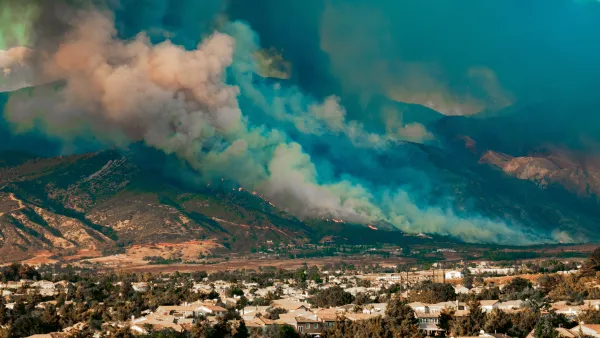 Wildfire threatening hillside homes in Yucaipa, California