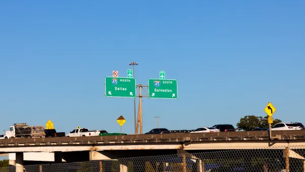 Traffic on Interstate 45 with signs leading to Dallas and Galveston.