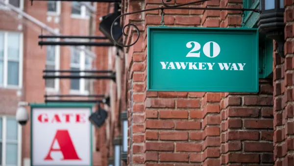 Yawkey Way, Boston