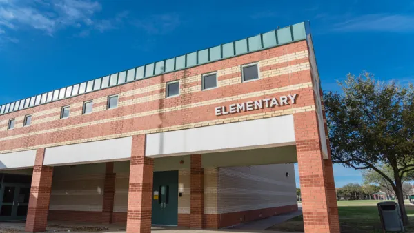 Front of brick elementary school building in Texas