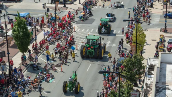 2018 Razzle Dazzle Parade