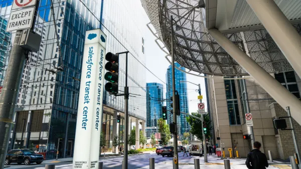 Outdoor entrance to Salesforce Transit Center in San Francisco, California