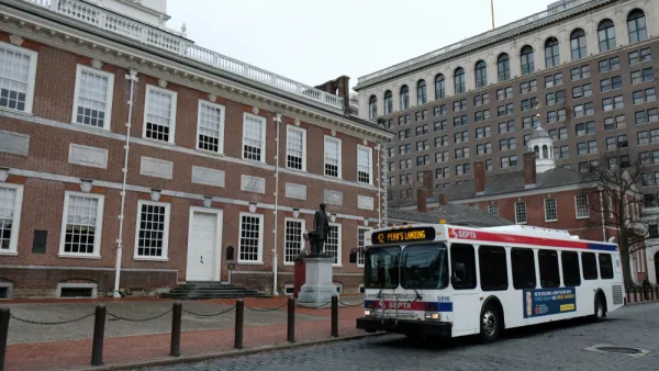 SEPTA bus stopped in front of Independence Hall, Phialdelphia, Pennsylvania